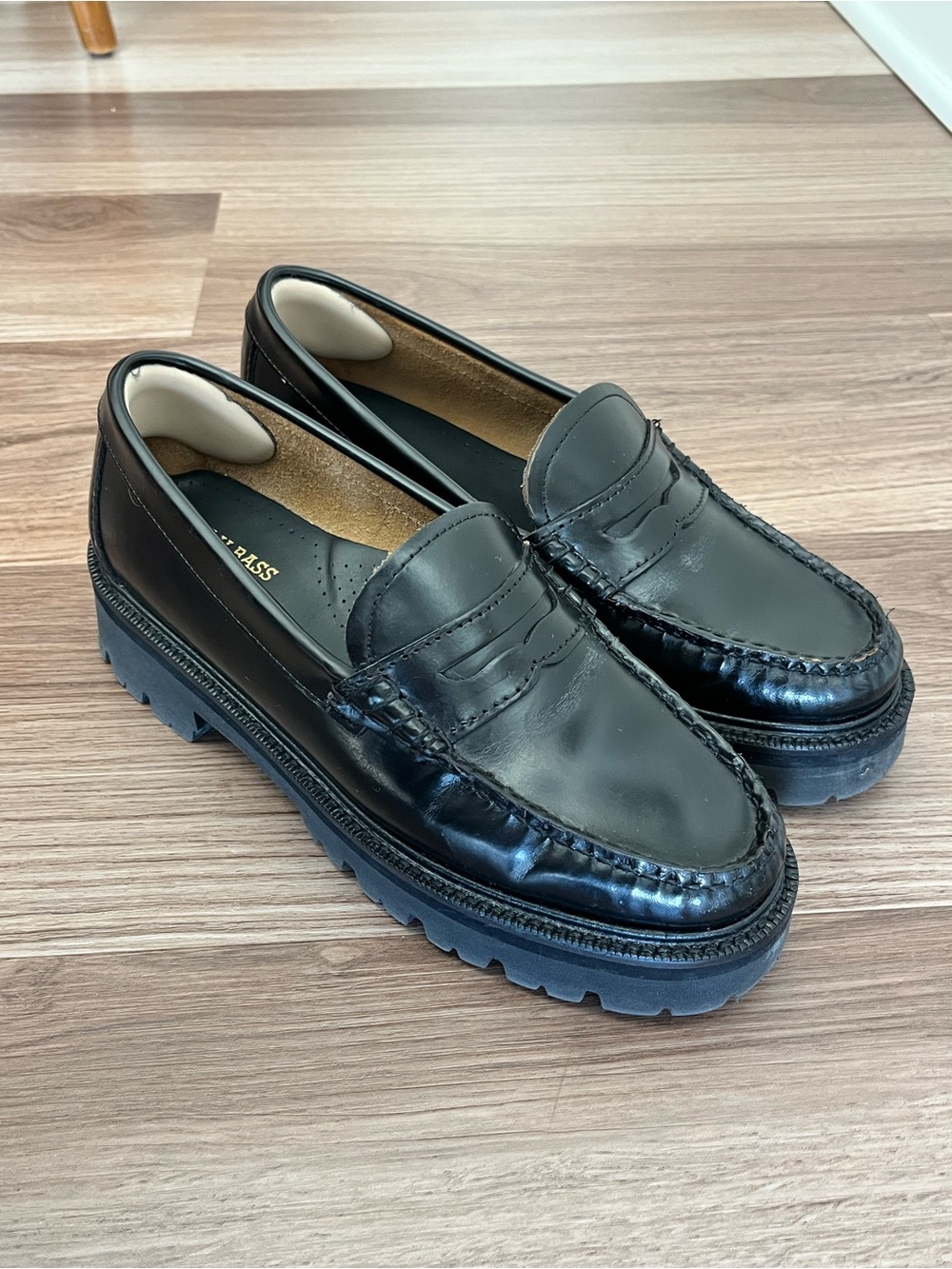 G.H.BASS Weejuns Whitney Super Lug Loafers Black